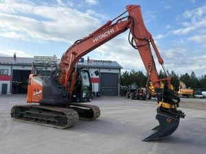 hitachi zx135us 7 stage 5 ence7e4591 7.jpg
